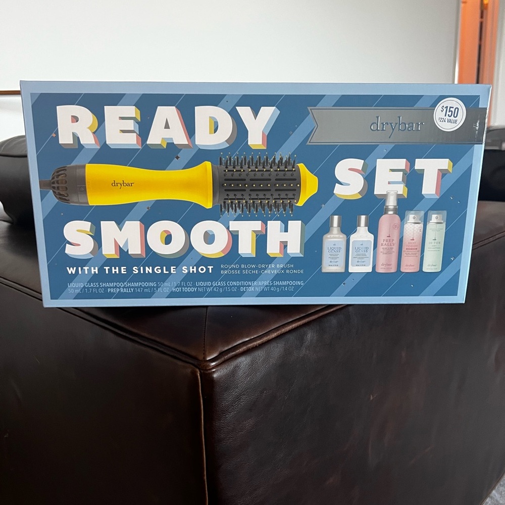 Drybar Ready Set Smooth Single Shot Blow-Dryer Brush Set  New in Box